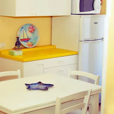 Centrally Located By Harbour With Elevator * San Remo